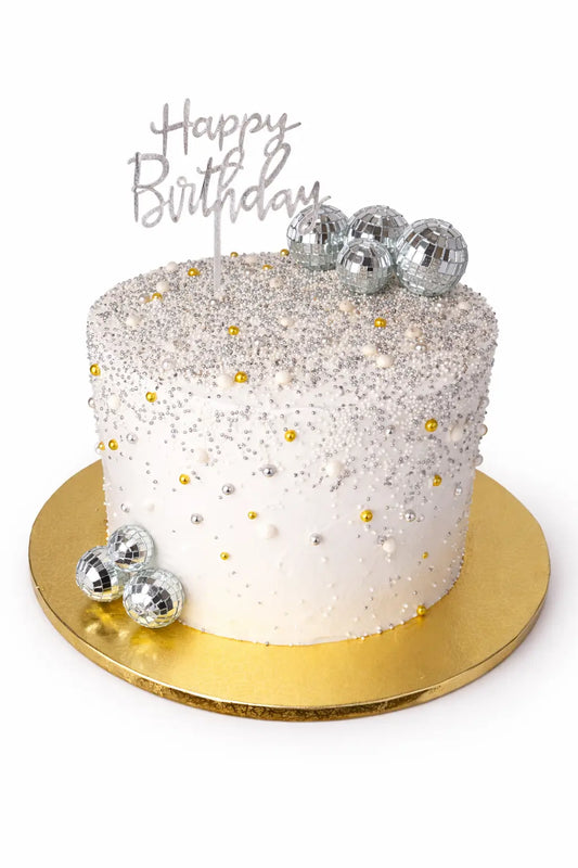 Glamour Geburtstagstorte in Weiss – Elegant mit Silber- & Goldakzenten Celestial Art